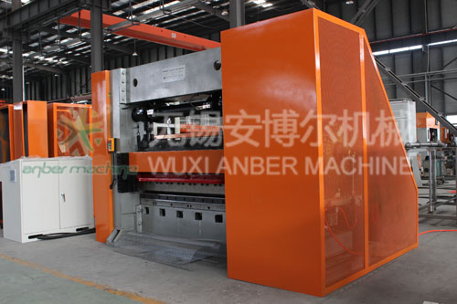 Expanded metal mesh machine