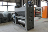 Expanded metal mesh flattening machine